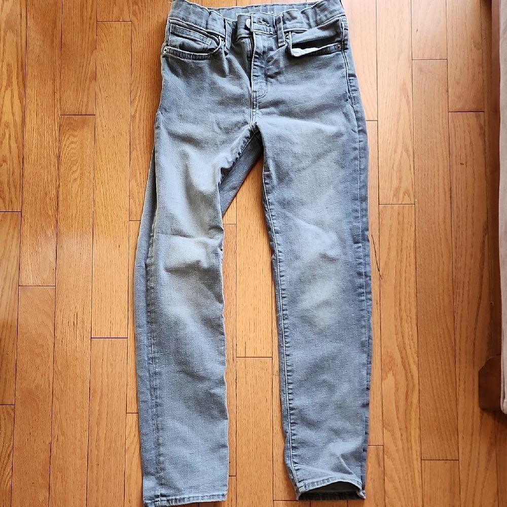 Old Navy Boy's Slim Jeans in Soft Gray